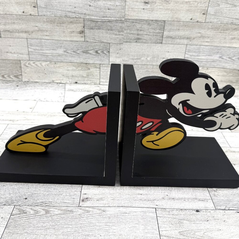 Hallmark Disney Collectible Mickey Mouse Comic Strip Wooden Bookends